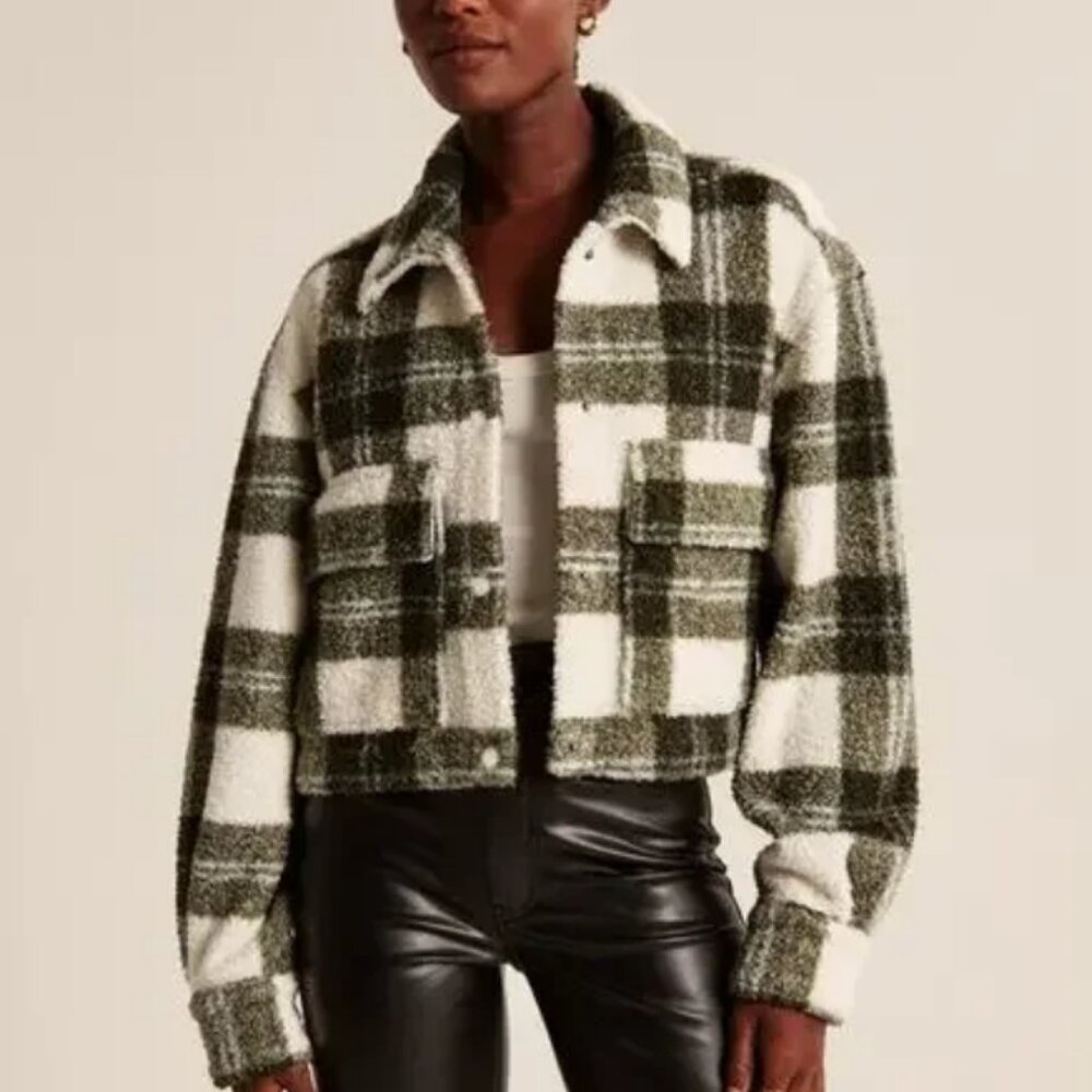 Abercrombie & Fitch Cropped Sherpa Shirt Jacket - Olive Plaid
